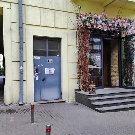 Apartments On Velyka Vasylkivska 47 Kiev Dış mekan fotoğraf