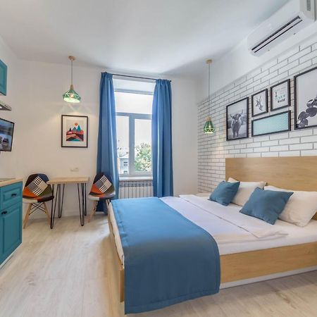 Apartments On Velyka Vasylkivska 47 Kiev Dış mekan fotoğraf
