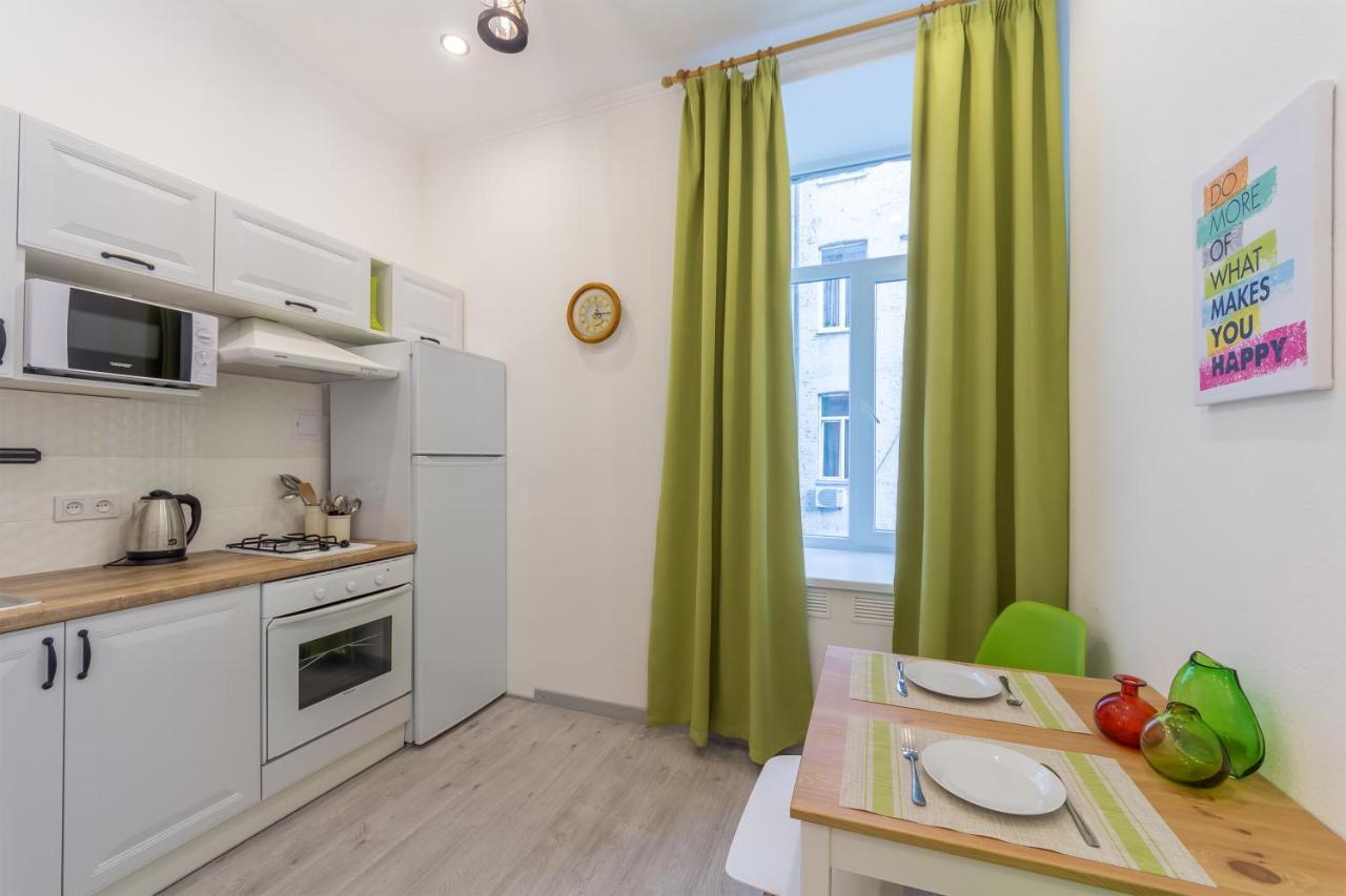 Apartments On Velyka Vasylkivska 47 Kiev Dış mekan fotoğraf